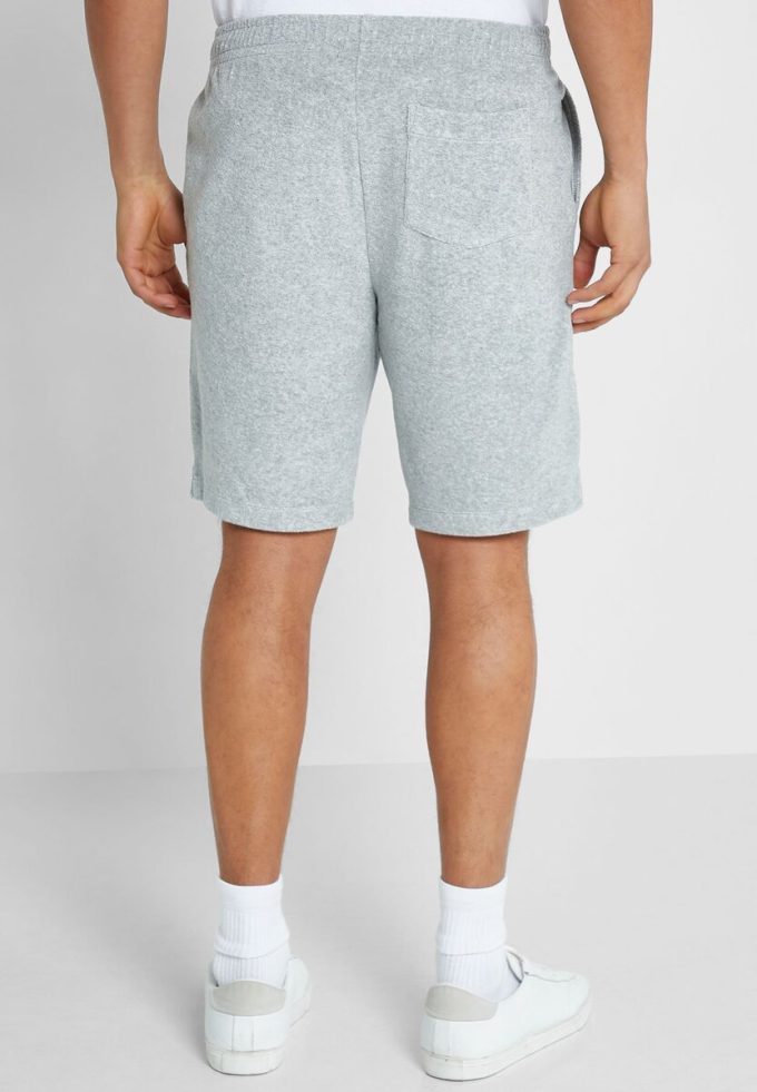 Harmaa miesten Ralph Lauren Essential -shortsit