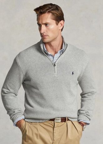 Harmaa miesten Ralph Lauren -puuvillaneulepusero, jossa on nelivetoketju Harmaa miesten Ralph Lauren -puuvillaneulepusero, jossa on nelivetoketju
