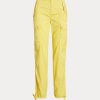 Keltaiset naisten Ralph Lauren höyhenpainoiset Twill Cargo -nilkkahousut Keltaiset naisten Ralph Lauren höyhenpainoiset Twill Cargo -nilkkahousut