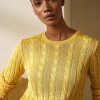 Keltaiset naisten Ralph Lauren kaapelineulotut silkki neulepuserot Keltaiset naisten Ralph Lauren kaapelineulotut silkki neulepuserot