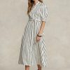 Kermanvärinen/musta naisten Ralph Lauren Striped Mulberry -silkkimekko Kermanvärinen/musta naisten Ralph Lauren Striped Mulberry -silkkimekko