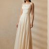 Kermanvärinen naisten Ralph Lauren Talbert Crepe-back-Satin iltapuku Kermanvärinen naisten Ralph Lauren Talbert Crepe-back-Satin iltapuku