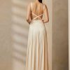 Kermanvärinen naisten Ralph Lauren Talbert Crepe-back-Satin iltapuku Kermanvärinen naisten Ralph Lauren Talbert Crepe-back-Satin iltapuku