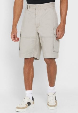 Miesten beigenväriset Ralph Lauren Essential -shortsit