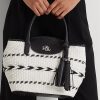 Musta/Lumivalkoinen Naisten Ralph Lauren Geo-Motif Kudotut nahka Suuret Perri Kangaskassit Musta/Lumivalkoinen Naisten Ralph Lauren Geo-Motif Kudotut nahka Suuret Perri Kangaskassit