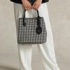 Musta/valkoinen Houndstooth naisten Ralph Lauren Houndstooth keskikokoiset Bellport-laukut Musta/valkoinen Houndstooth naisten Ralph Lauren Houndstooth keskikokoiset Bellport-laukut