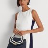 Naisten laivastonhousut Ralph Lauren Nappan nahkaiset keskikokoiset Farrah-laukut Naisten laivastonhousut Ralph Lauren Nappan nahkaiset keskikokoiset Farrah-laukut