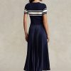 Naisten laivastonsininen Ralph Lauren hybridilaskosmekko Naisten laivastonsininen Ralph Lauren hybridilaskosmekko