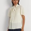 Naisten valkoiset Ralph Laurenin laskostetut Georgette-topit Naisten valkoiset Ralph Laurenin laskostetut Georgette-topit