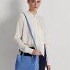 New England Blue naisten Ralph Lauren kohokuvioidut nahkaiset keskikokoiset Marcy-laukut New England Blue naisten Ralph Lauren kohokuvioidut nahkaiset keskikokoiset Marcy-laukut