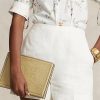 Sand naisten Ralph Lauren kohokuvioitu nahkainen kirjekuori käsilaukku Sand naisten Ralph Lauren kohokuvioitu nahkainen kirjekuori käsilaukku