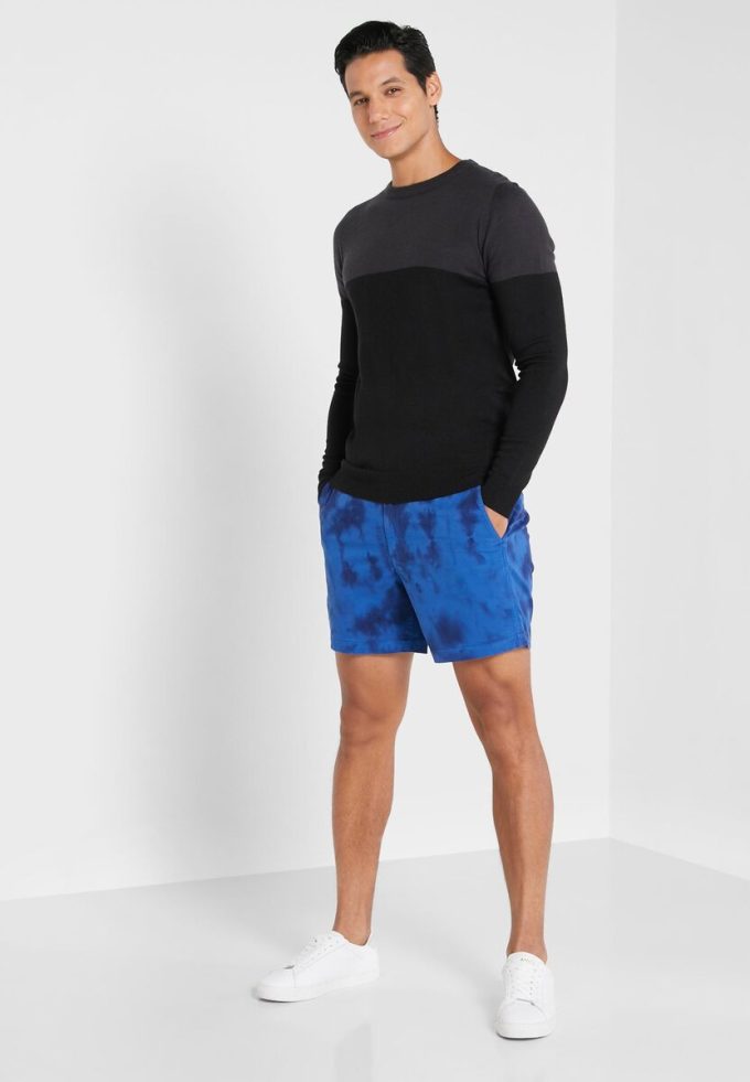 Siniset miesten Ralph Lauren Tie Dye Cargo -shortsit Siniset miesten Ralph Lauren Tie Dye Cargo -shortsit